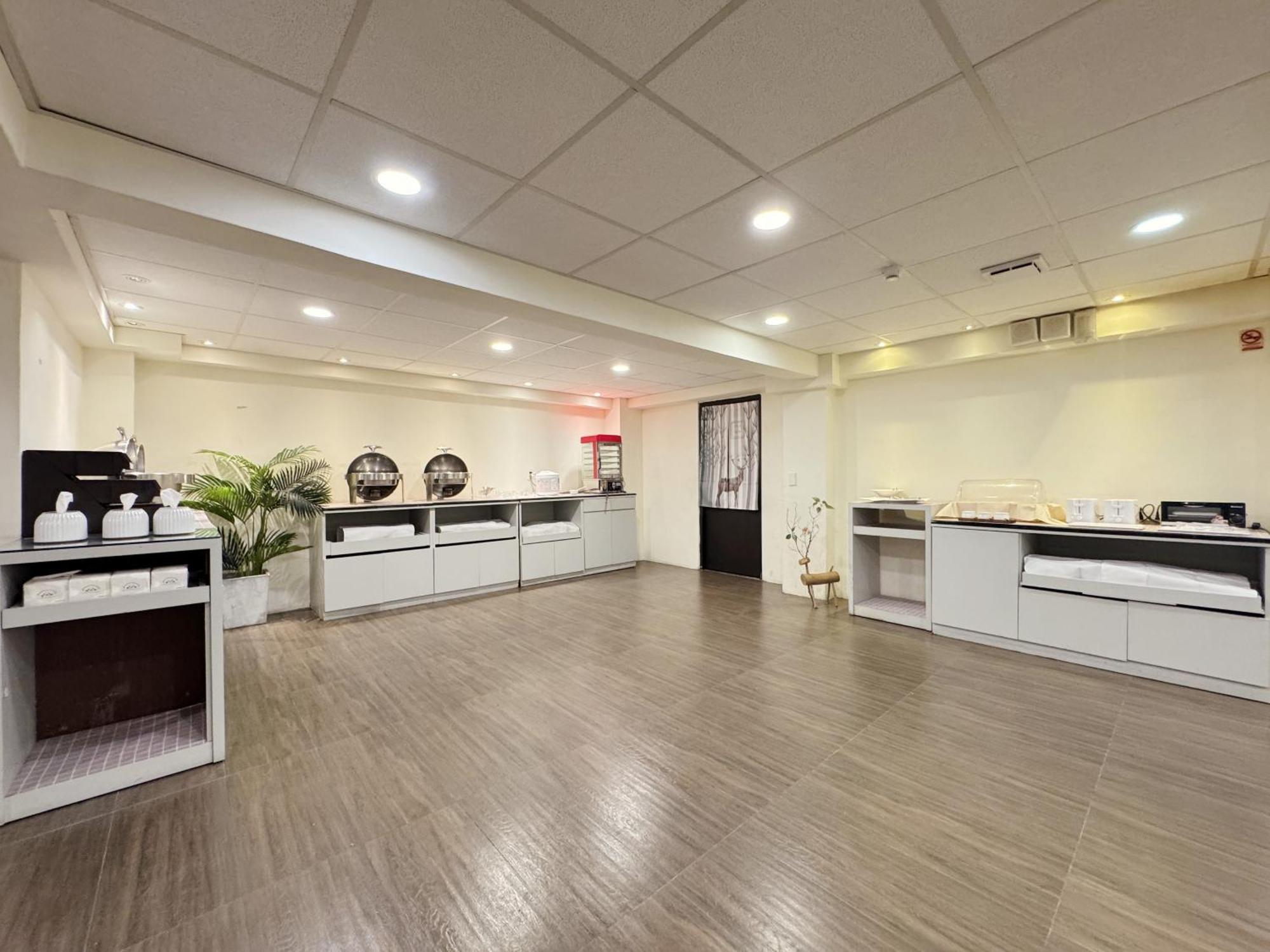 Finders Hotel Hualien Wen Hua Екстериор снимка